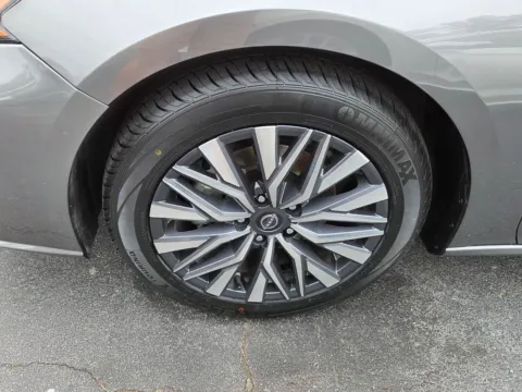 Photos of 2025 Nissan Altima 2.5 SV for sale in Macon, GA at ALM Hyundai Macon