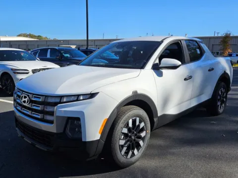 More photos of 2026 Hyundai Santa Cruz SE at ALM Hyundai Macon, GA