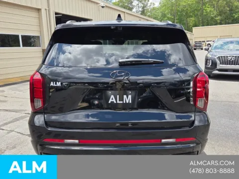 More photos of 2025 Hyundai Palisade Calligraphy Night Edition at ALM Hyundai Macon, GA