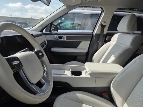 Another view of 2025 Hyundai Santa Fe SEL for sale in Macon, GA at ALM Hyundai Macon