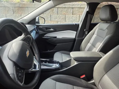 More photos of 2025 Chevrolet Trax LT at ALM Hyundai Macon, GA