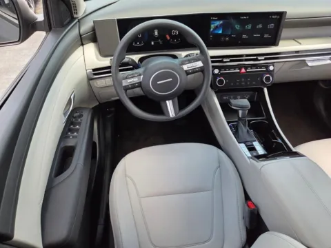 More photos of 2026 Hyundai Tucson SEL at ALM Hyundai Macon, GA