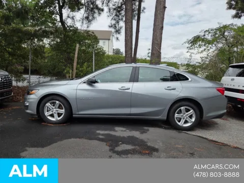 Photos of 2024 Chevrolet Malibu LT for sale in Macon, GA at ALM Hyundai Macon
