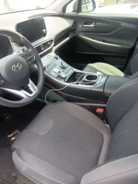 More photos of 2022 Hyundai Santa Fe SEL at ALM Hyundai Macon, GA