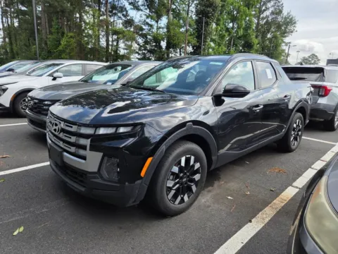 Black 2025 Hyundai Santa Cruz SEL for sale in Macon, GA