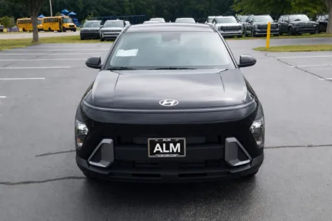 Another view of 2026 Hyundai Kona SE for sale in Macon, GA at ALM Hyundai Macon