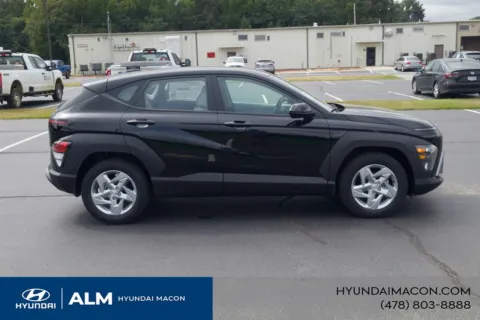 More photos of 2026 Hyundai Kona SE at ALM Hyundai Macon, GA