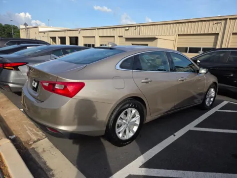 More photos of 2024 Chevrolet Malibu LT at ALM Hyundai Macon, GA