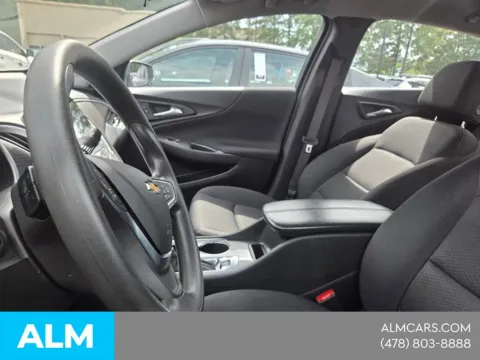 More photos of 2024 Chevrolet Malibu LT at ALM Hyundai Macon, GA