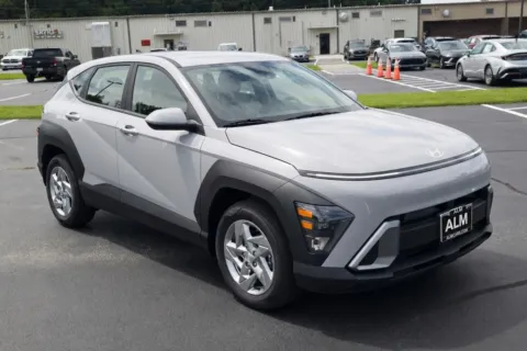 More photos of 2026 Hyundai Kona SE at ALM Hyundai Macon, GA