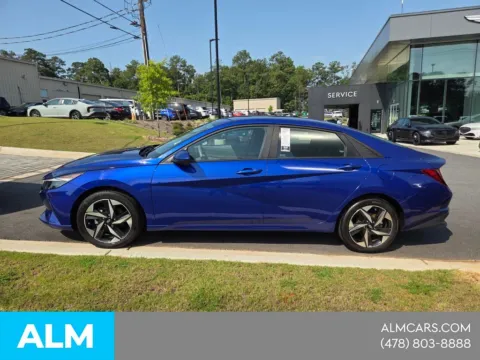 Another view of 2023 Hyundai Elantra SEL for sale in Macon, GA at ALM Hyundai Macon