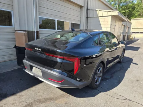 More photos of 2025 Kia K4 LXS at ALM Hyundai Macon, GA