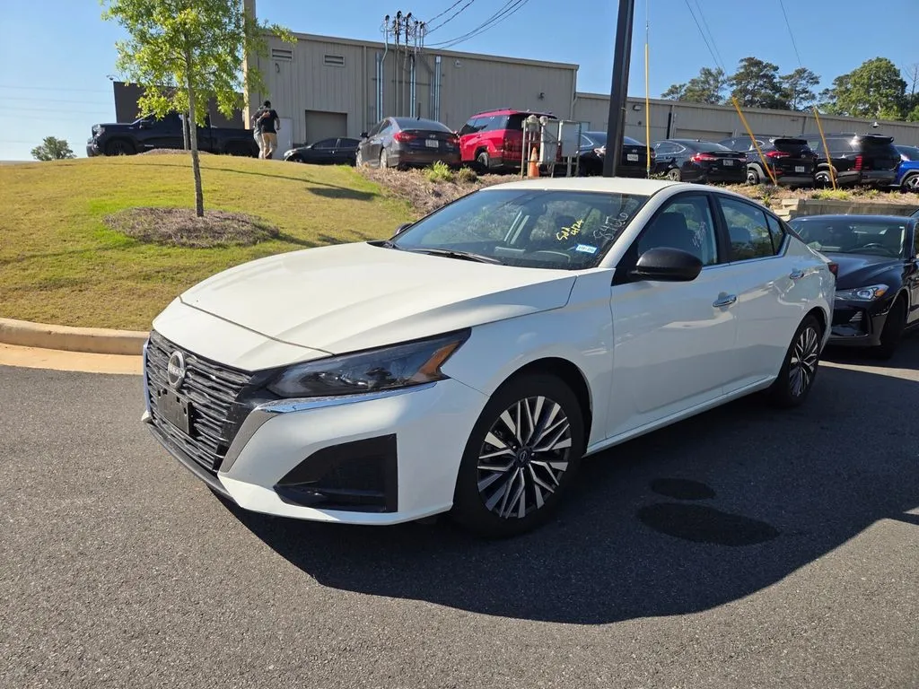 White 2025 Nissan Altima 2.5 SV for sale in Macon, GA