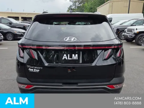 More photos of 2024 Hyundai Tucson SEL at ALM Hyundai Macon, GA