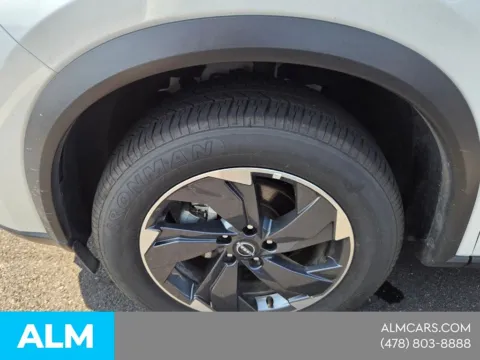 Photos of 2025 Nissan Rogue SV for sale in Macon, GA at ALM Hyundai Macon