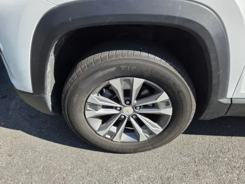 Another view of 2025 Chevrolet Equinox LT for sale in Macon, GA at ALM Hyundai Macon