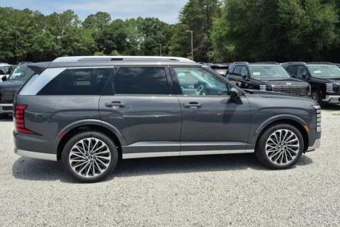 More photos of 2026 Hyundai Palisade Hybrid Calligraphy at ALM Hyundai Macon, GA
