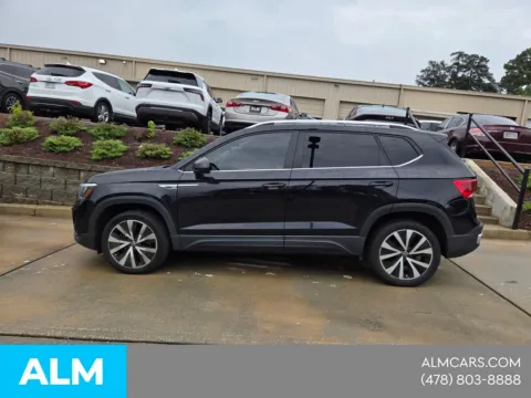 Another view of 2022 Volkswagen Taos 1.5T SE for sale in Macon, GA at ALM Hyundai Macon