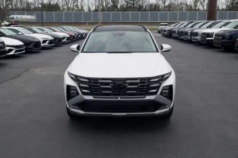 Another view of 2026 Hyundai Tucson Limited for sale in Macon, GA at ALM Hyundai Macon