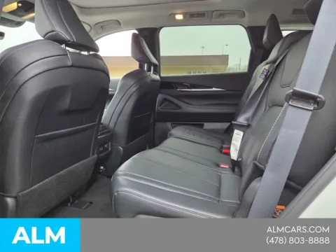 More photos of 2024 INFINITI QX60 PURE at ALM Hyundai Macon, GA