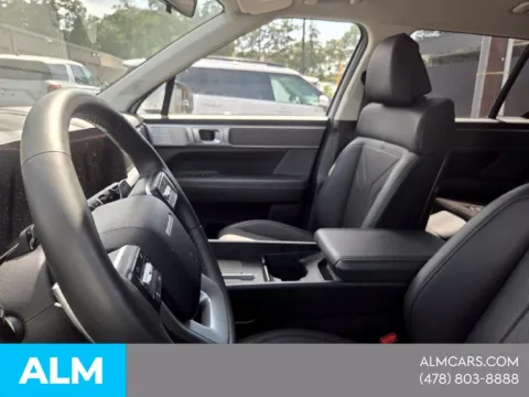 More photos of 2024 Hyundai Santa Fe SEL at ALM Hyundai Macon, GA