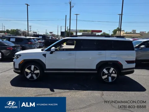 More photos of 2026 Hyundai Santa Fe Hybrid Limited at ALM Hyundai Macon, GA