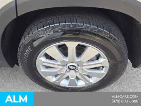More photos of 2025 Hyundai Palisade SEL at ALM Hyundai Macon, GA
