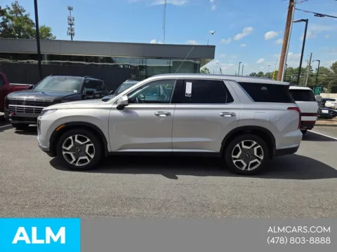 Photos of 2025 Hyundai Palisade SEL Premium for sale in Macon, GA at ALM Hyundai Macon
