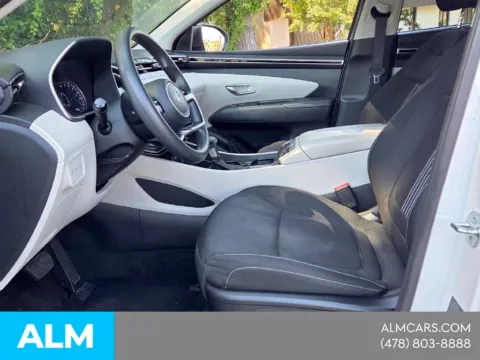 Another view of 2024 Hyundai Tucson SEL for sale in Macon, GA at ALM Hyundai Macon