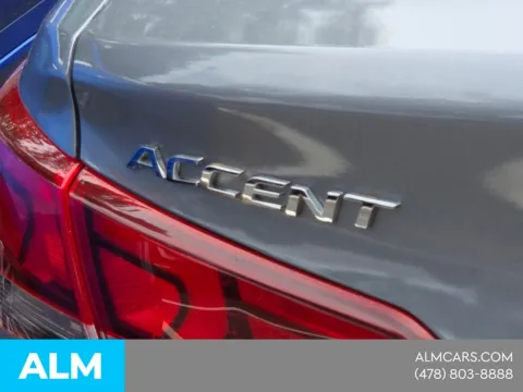 More photos of 2018 Hyundai Accent SEL at ALM Hyundai Macon, GA