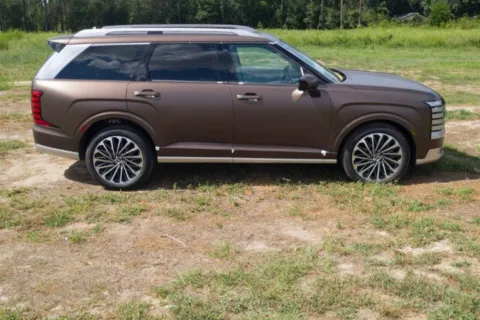 More photos of 2027 Hyundai Palisade Hybrid Calligraphy at ALM Hyundai Macon, GA