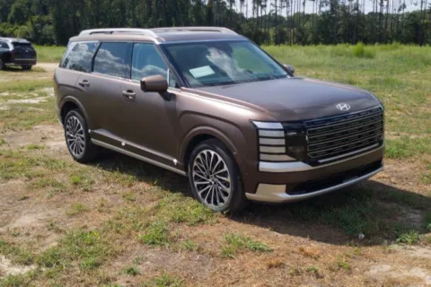 More photos of 2027 Hyundai Palisade Hybrid Calligraphy at ALM Hyundai Macon, GA