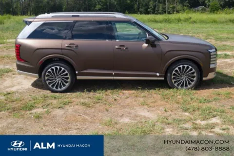 More photos of 2027 Hyundai Palisade Hybrid Calligraphy at ALM Hyundai Macon, GA
