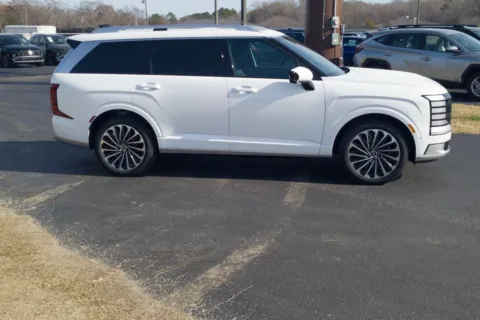More photos of 2027 Hyundai Palisade Hybrid Calligraphy at ALM Hyundai Macon, GA