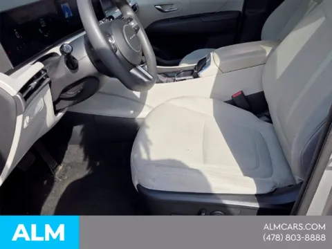 Another view of 2025 Hyundai Tucson SEL for sale in Macon, GA at ALM Hyundai Macon