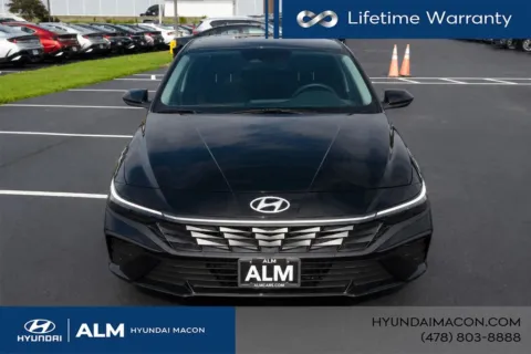 Another view of 2026 Hyundai Elantra SE for sale in Macon, GA at ALM Hyundai Macon
