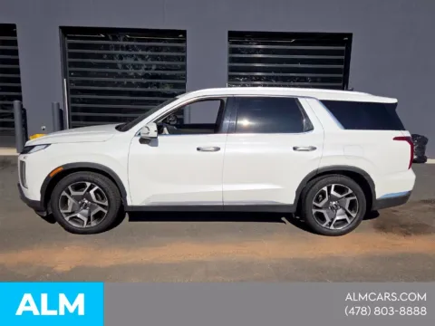 Photos of 2024 Hyundai Palisade Limited for sale in Macon, GA at ALM Hyundai Macon