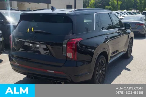 Another view of 2025 Hyundai Palisade Calligraphy Night Edition for sale in Macon, GA at ALM Hyundai Macon