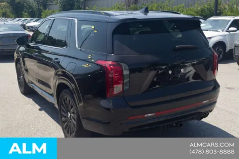 More photos of 2025 Hyundai Palisade Calligraphy Night Edition at ALM Hyundai Macon, GA