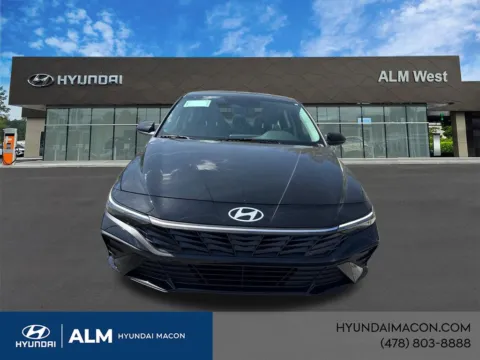 Another view of 2026 Hyundai Elantra SE for sale in Macon, GA at ALM Hyundai Macon