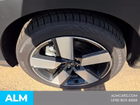 Another view of 2024 Hyundai Santa Fe Limited for sale in Macon, GA at ALM Hyundai Macon