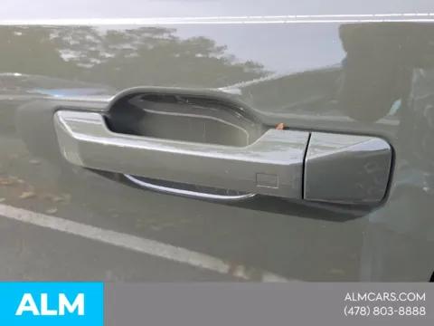 More photos of 2024 Hyundai Santa Fe Calligraphy at ALM Hyundai Macon, GA