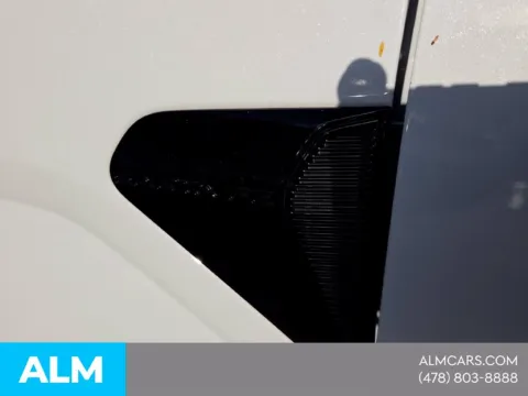 More photos of 2024 Hyundai Santa Fe Hybrid Limited at ALM Hyundai Macon, GA