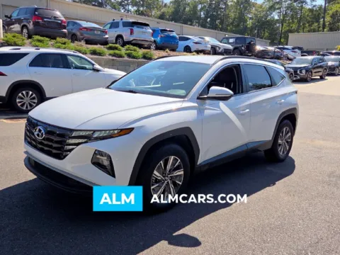 White 2022 Hyundai Tucson Hybrid Blue for sale in Macon, GA