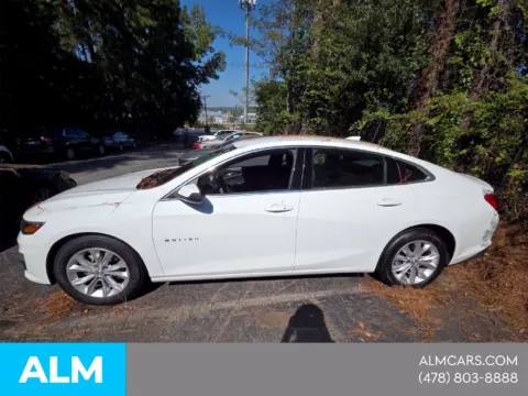 More photos of 2024 Chevrolet Malibu LT at ALM Hyundai Macon, GA