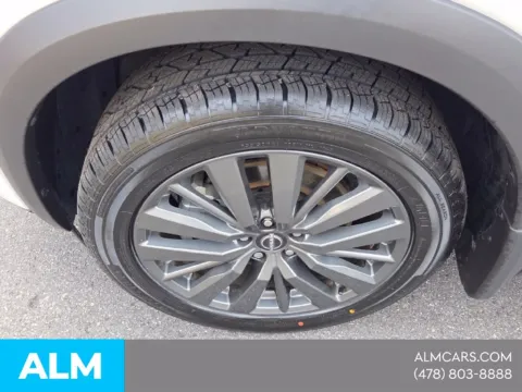 Another view of 2025 Nissan Pathfinder SL for sale in Macon, GA at ALM Hyundai Macon