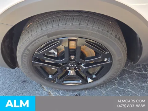 Another view of 2024 Kia Telluride EX X-Line for sale in Macon, GA at ALM Hyundai Macon
