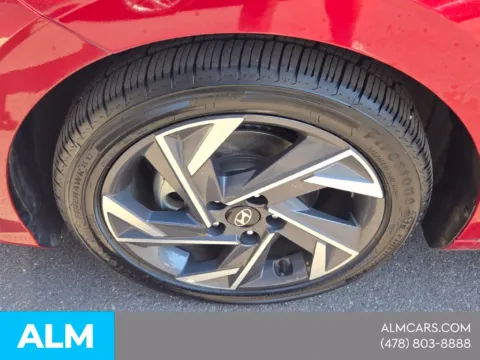 Another view of 2025 Hyundai Elantra SEL Convenience for sale in Macon, GA at ALM Hyundai Macon