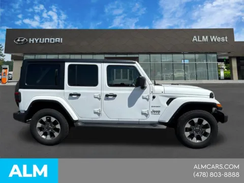 More photos of 2022 Jeep Wrangler Unlimited Sahara at ALM Hyundai Macon, GA