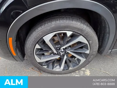 Photos of 2024 Mitsubishi Outlander SE for sale in Macon, GA at ALM Hyundai Macon